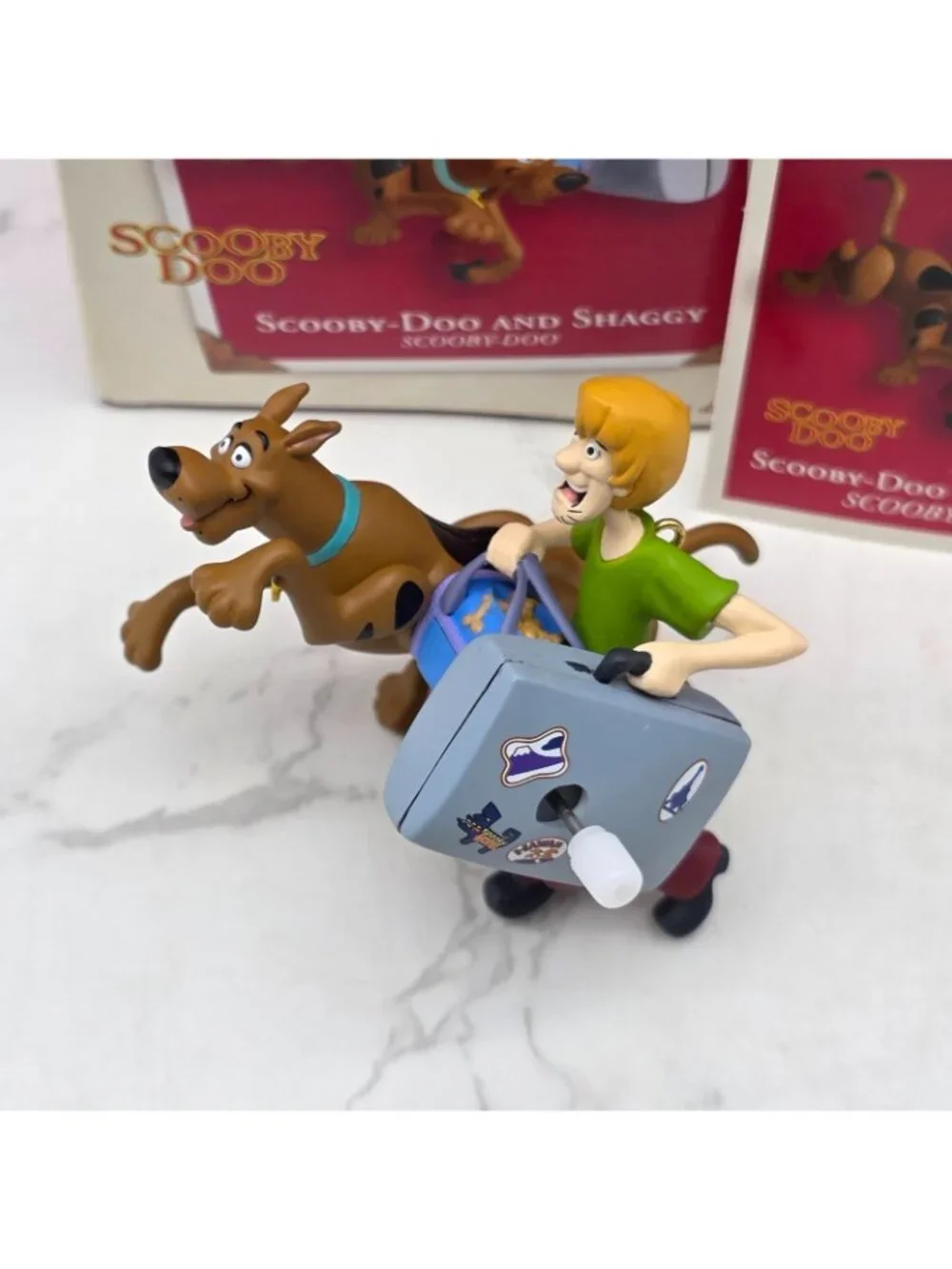 2002 Hallmark SCOOBY-DOO and SHAGGY Keepsake Ornament Windup Movement Card NEW